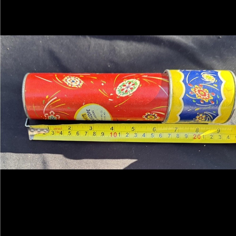 Seven7 Red Kaleidoscope estate piece beautiful condition